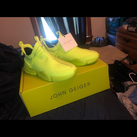 John Geiger Low Volt 002 - Picture 3 of 4